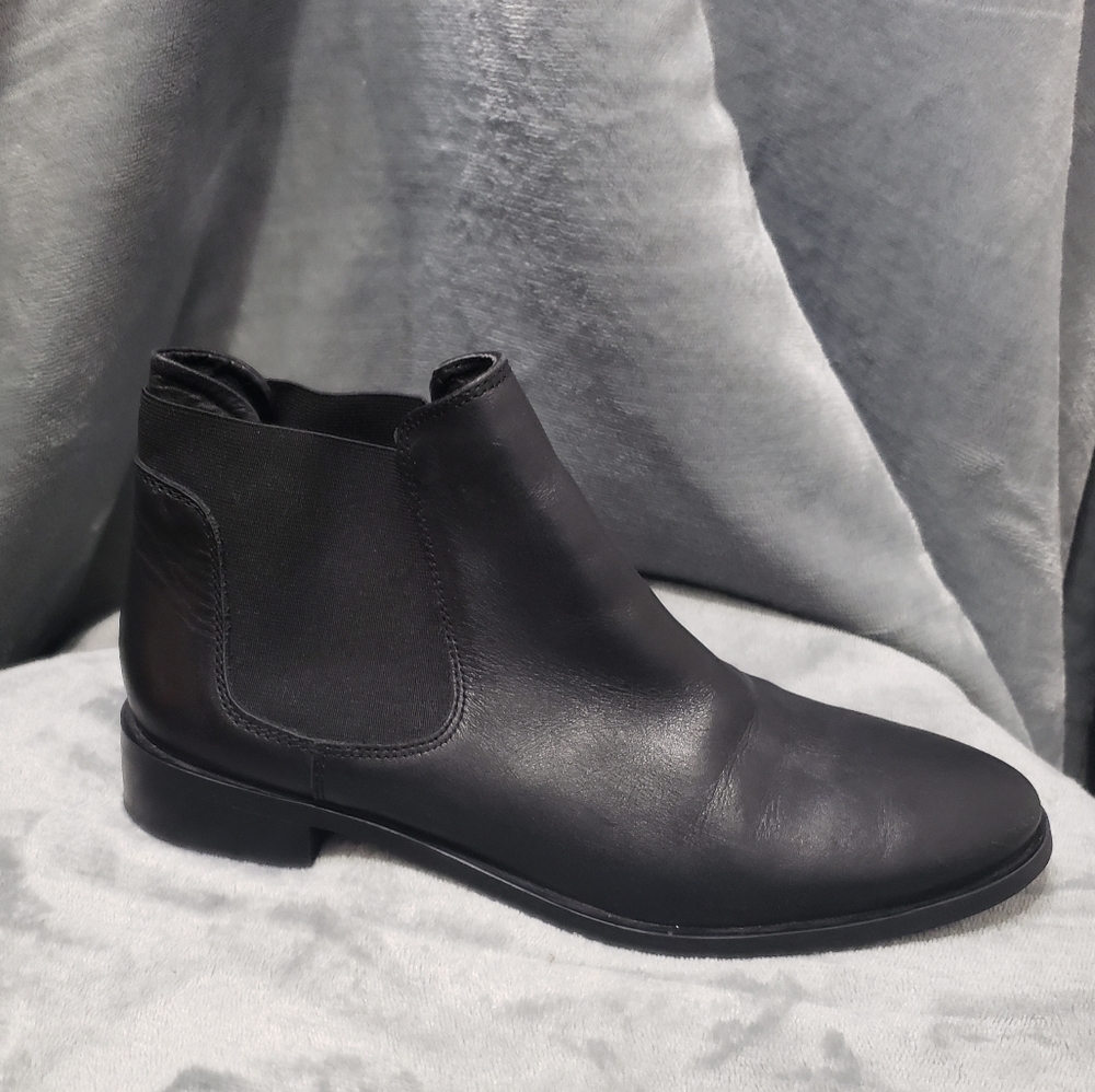 Topshop black ankle boots size 6